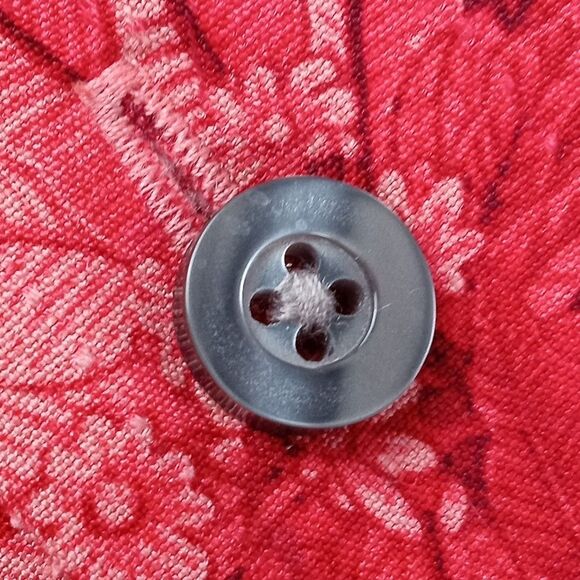 Tommy Bahama Mens Ohio State Buckeyes 100% Silk Hawaiian Shirt XL Red Tropical - Picture 10 of 10